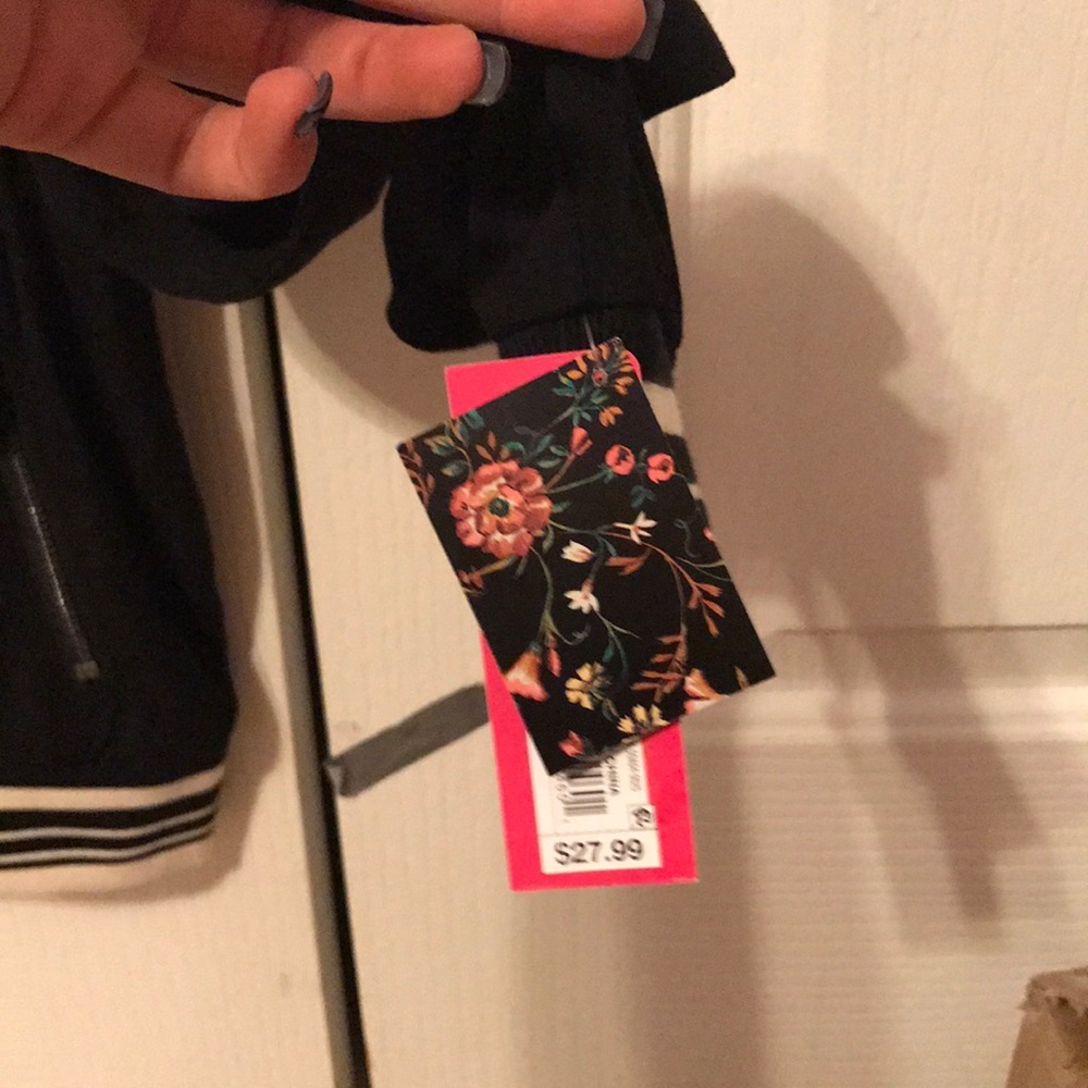 Jacket - Picture 2 of 3